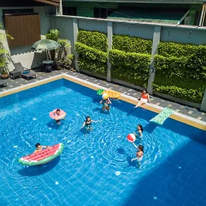 Otel Tropicana, Manila